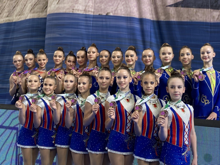 Бронзовые призеры Всероссийских соревнований по эстетической гимнастике «Элегия»