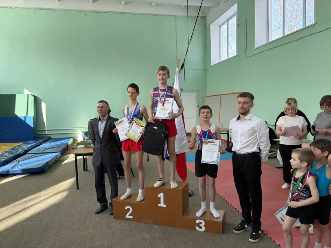 Областные соревнования по прыжкам на батуте!